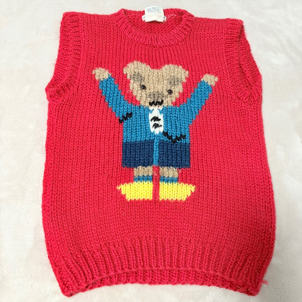 Cherry Stix Vintage Teddy Bear Sweater Vest Women Red Size M Hand Knit Acrylic
